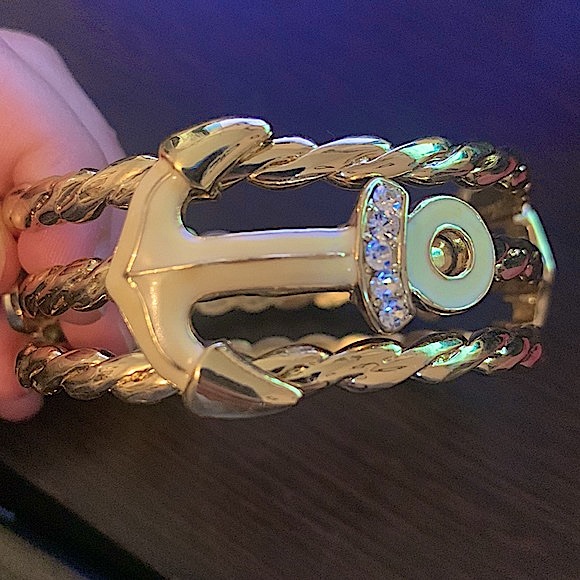 Lily Pulitzer Tri-Color Anchor Bangle - Picture 2 of 10